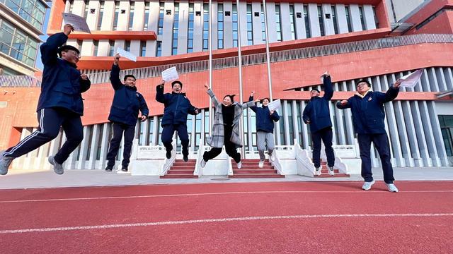 慧锦囊——专访教师赵一鸣凯发一触即发赵老师的智(图4)