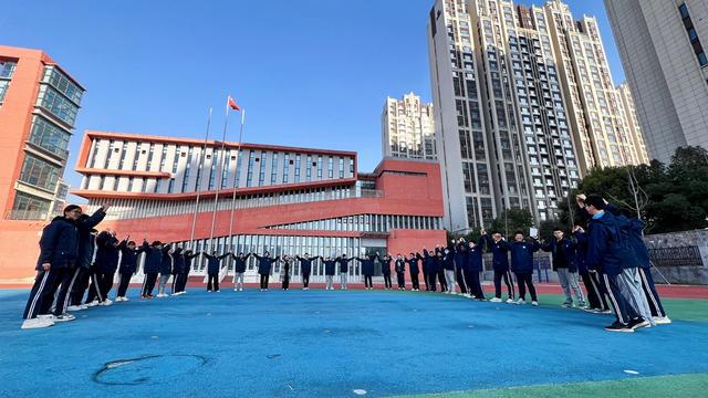 慧锦囊——专访教师赵一鸣凯发一触即发赵老师的智(图7)